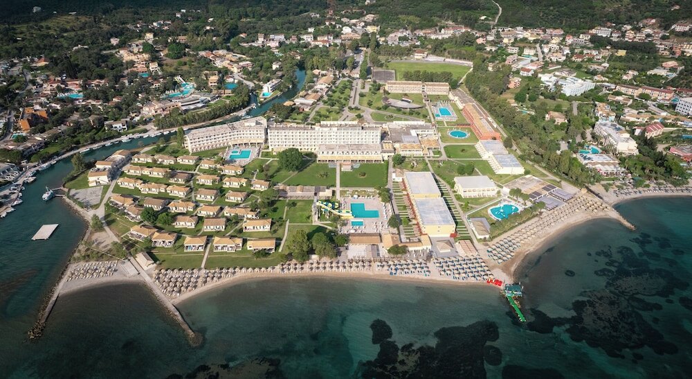 Фото Messonghi Beach Hotel