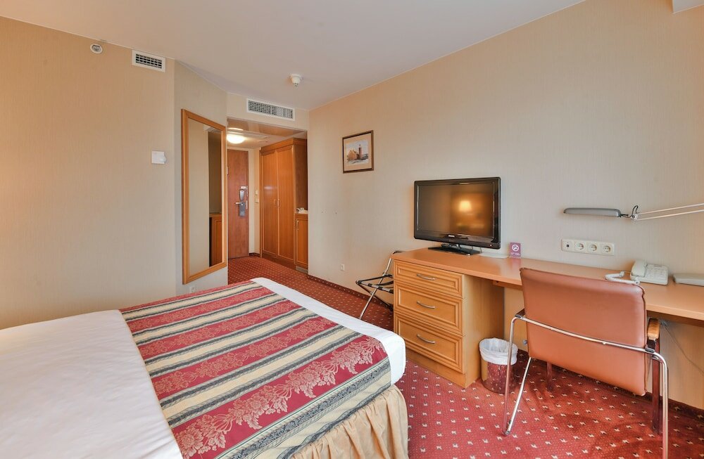 Фото Crowne Plaza Vilnius