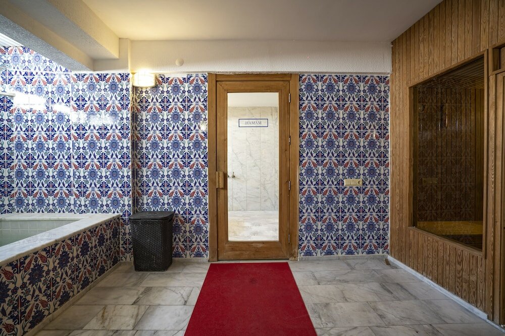 Фото Ayapam Hotel