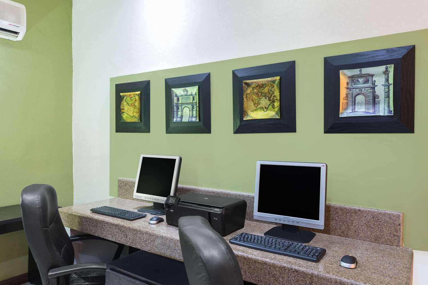 Фото Wyndham Garden Ciudad Obregon