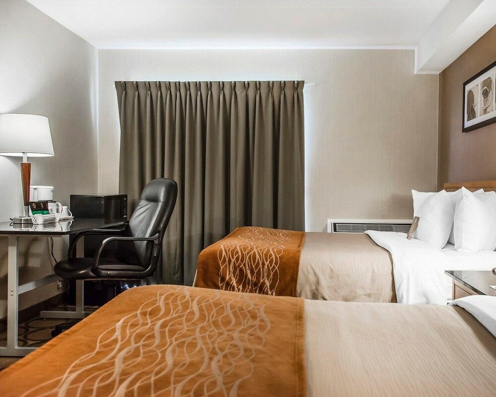 Фото Comfort Inn Truro