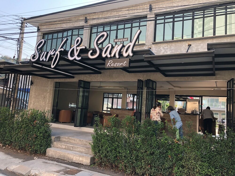 Фото Surf & Sand Resort