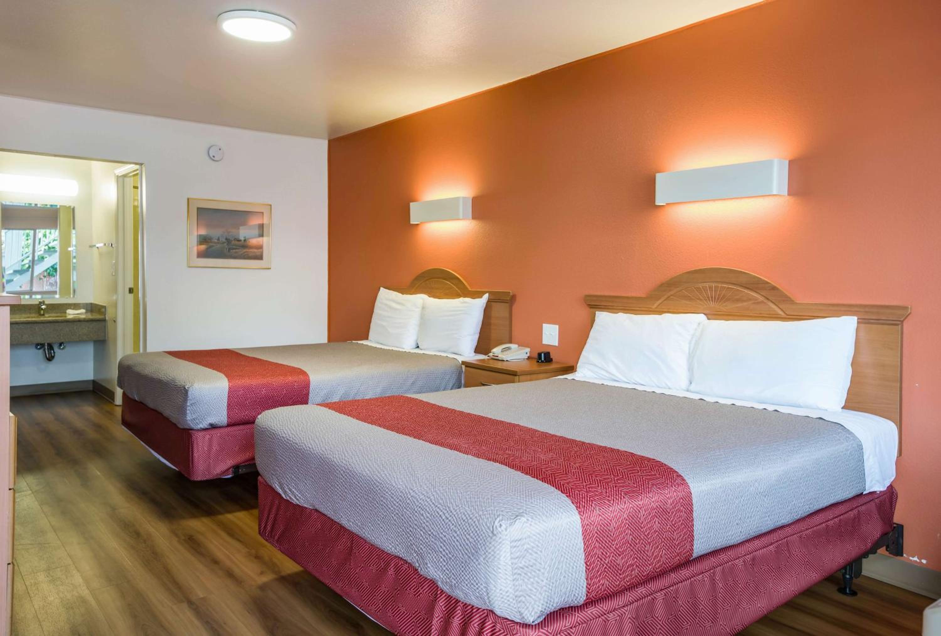 Фото Motel 6 Concord Ca