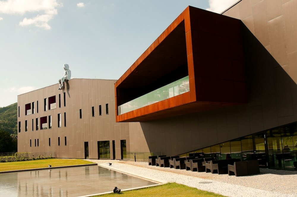 Фото Miura Hotel