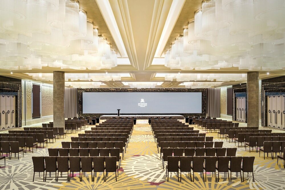 Фото The St. Regis Shanghai Jingan