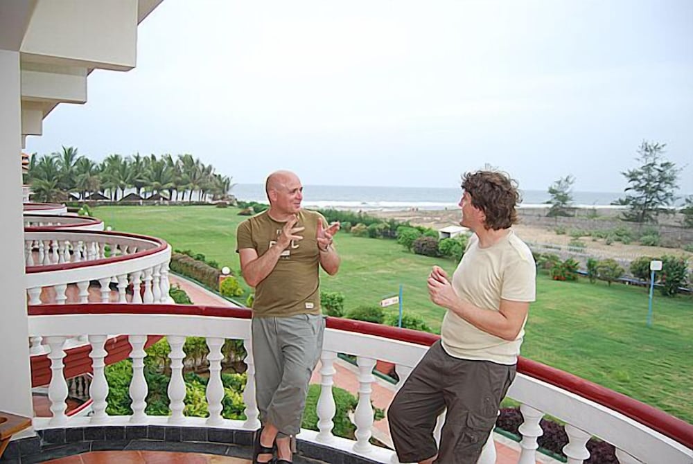 Фото Ideal Beach Resort