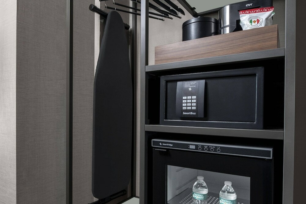 Фото Ac Hotel by Marriott Miami Dadeland