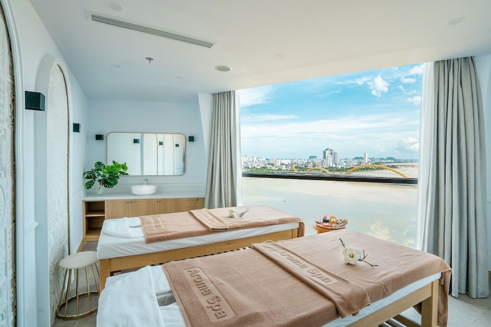 Фото Haian Riverfront Hotel Da Nang
