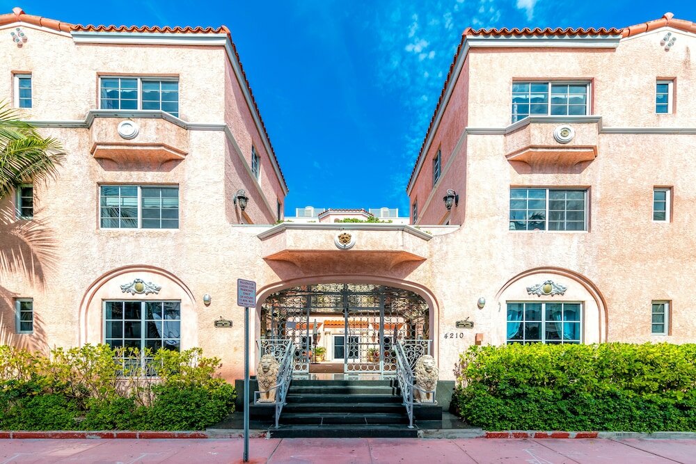 Фото Secret Garden Miami Beach