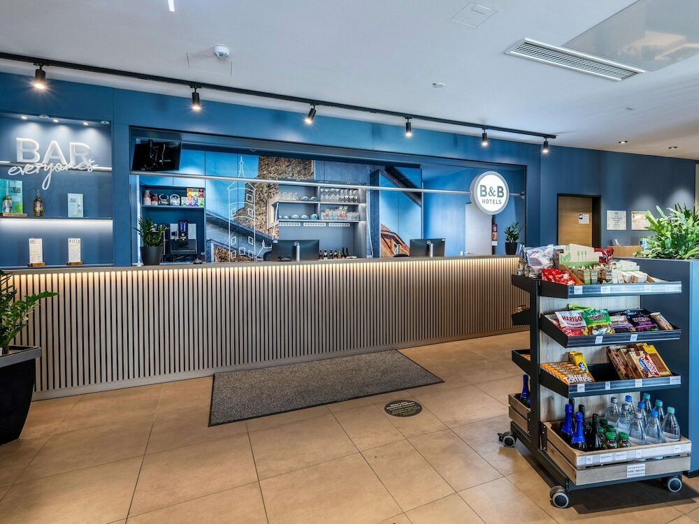 Фото B&b Hotel Schweinfurt-City