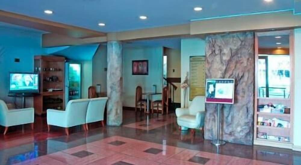 Фото Hotel Provincial