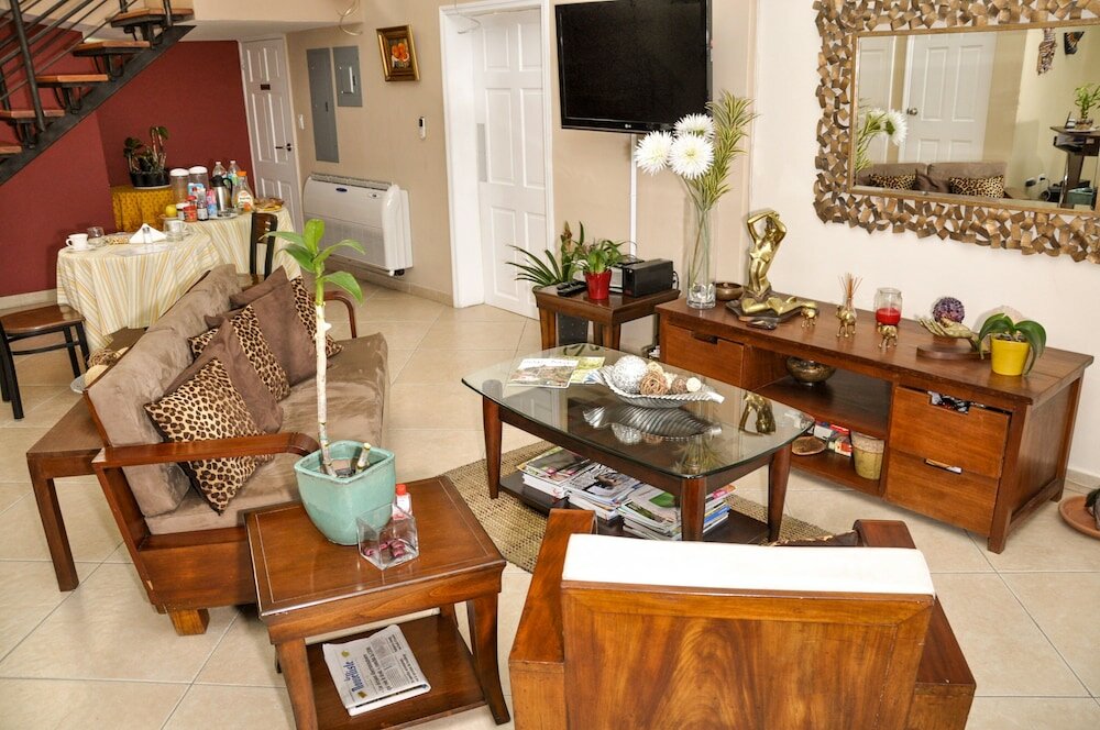 Фото Allamanda Hotel