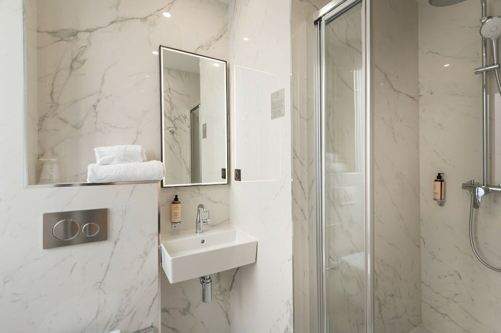 Фото Hotel au Coeur de Republique 