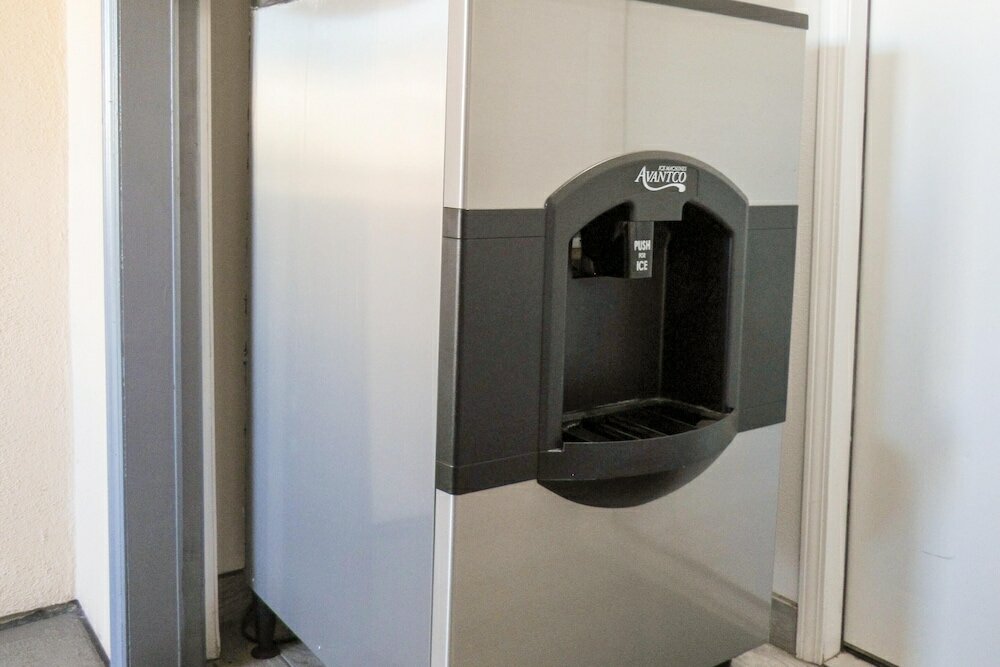 Фото Capri Suites Anaheim