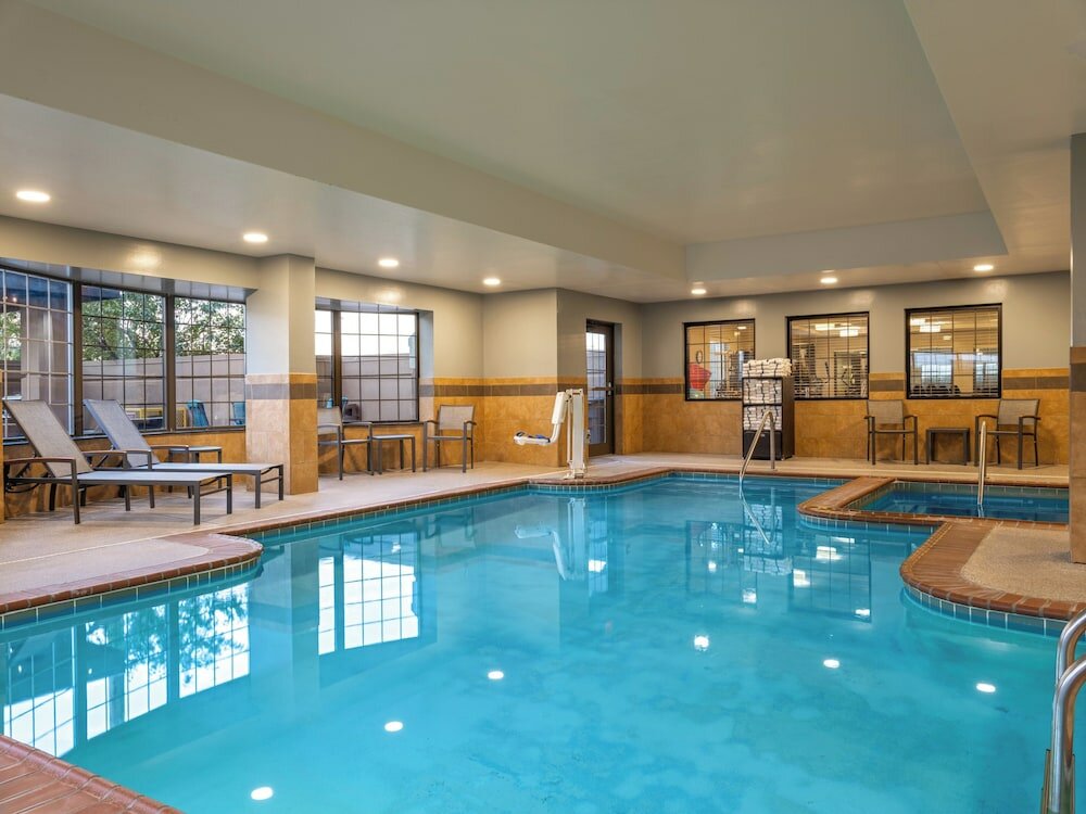 Фото Staybridge Suites Indianapolis Downtown - Convention Center, an Ihg Hotel