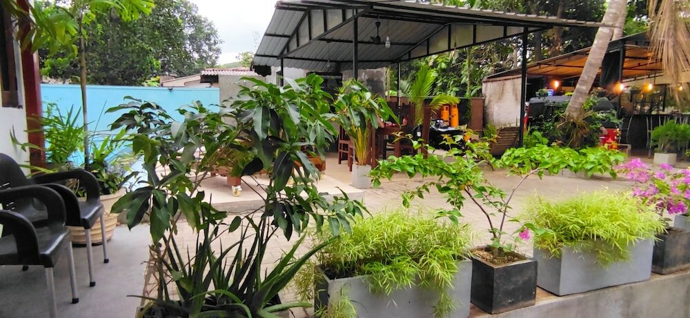 Фото Гостевой Дом Kutumbaya Resort