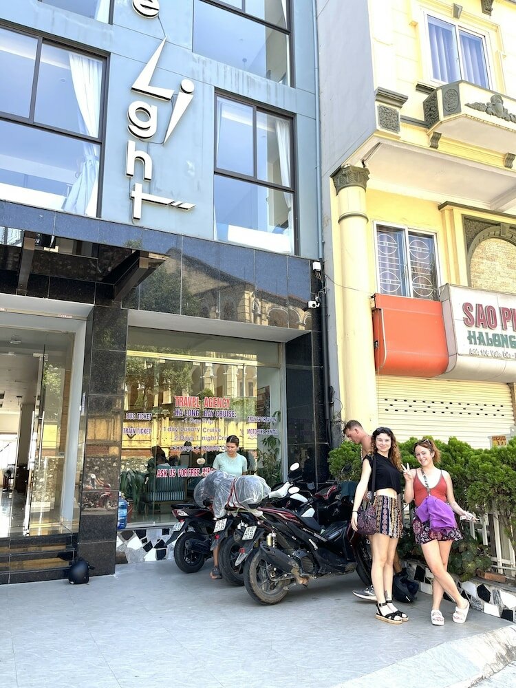 Фото The Light Hotel