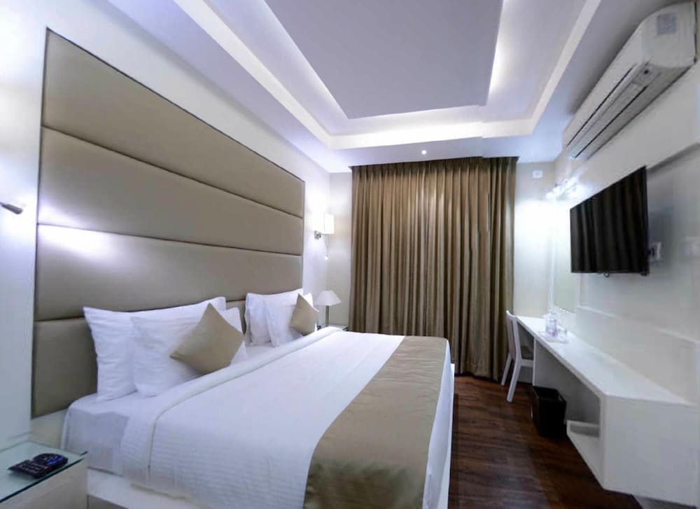 Фото отеля 3