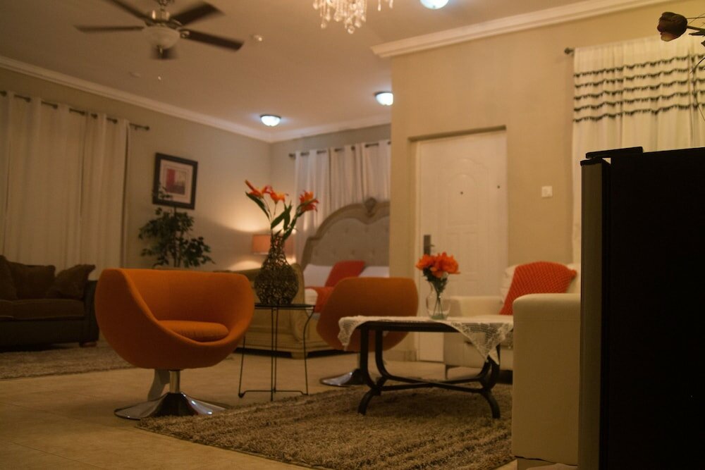 Фото Appiah's Royal Suites