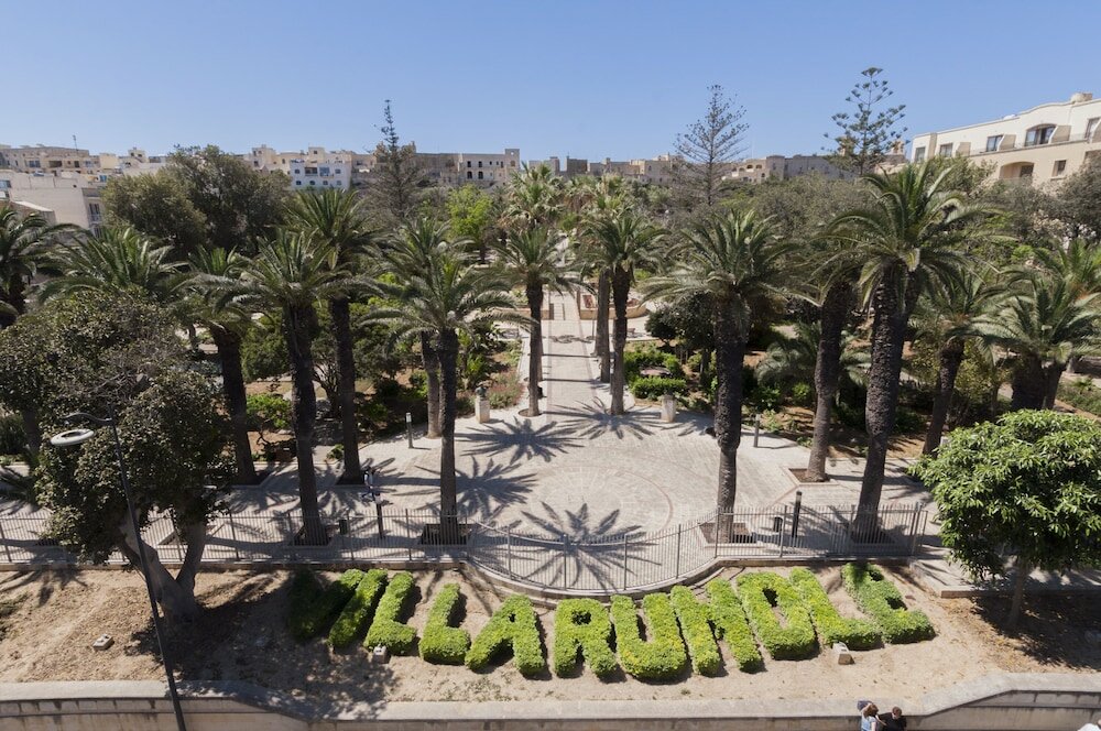 Фото The Duke Boutique Hotel