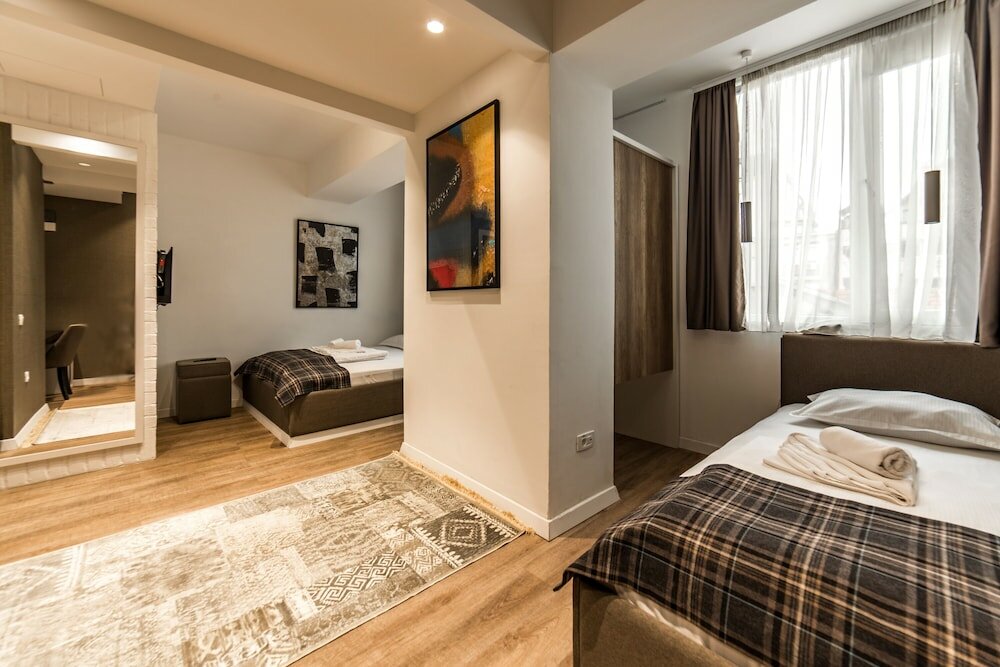 Фото Hotel Belgrade Inn