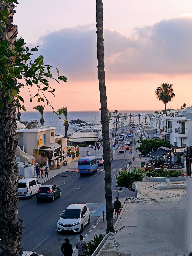 Фото Dionysos Central Hotel