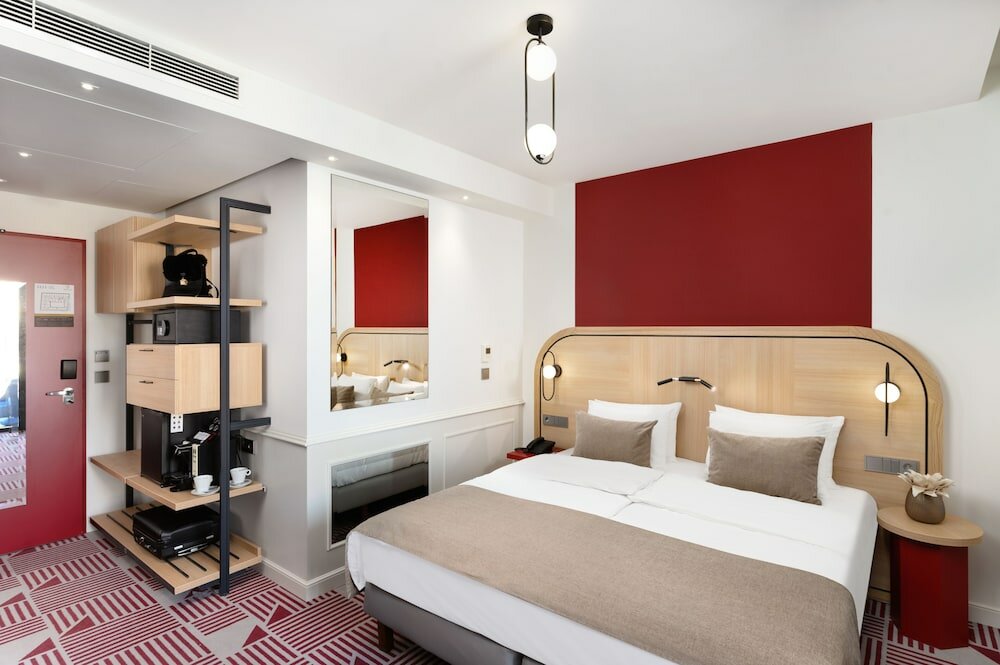 Фото Hotel Oktogon