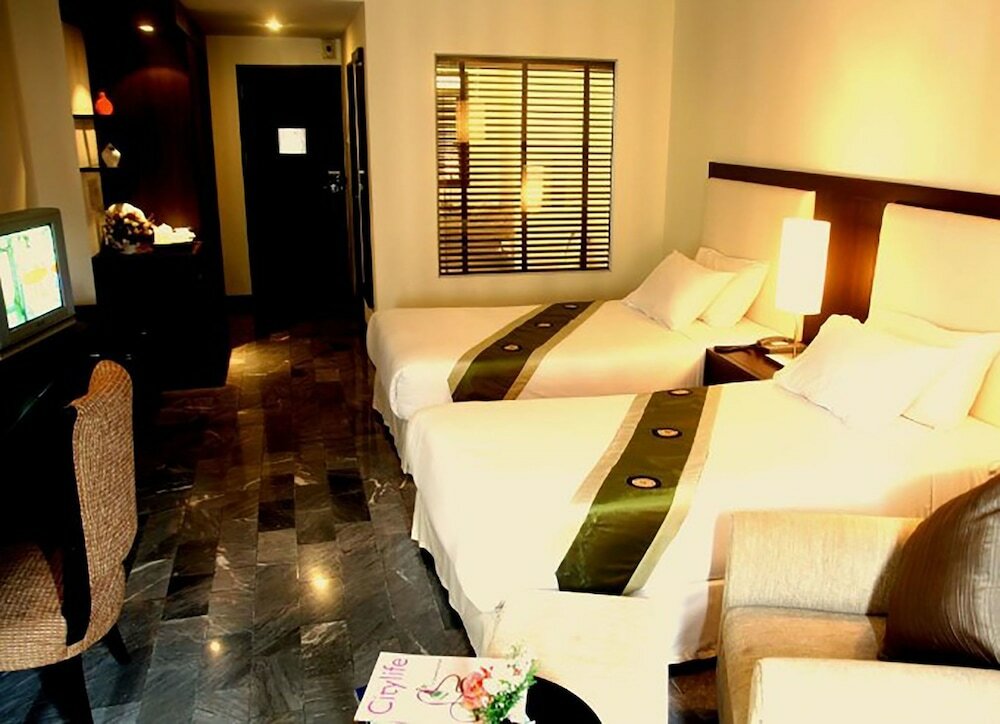 Фото Royal Lanna Hotel