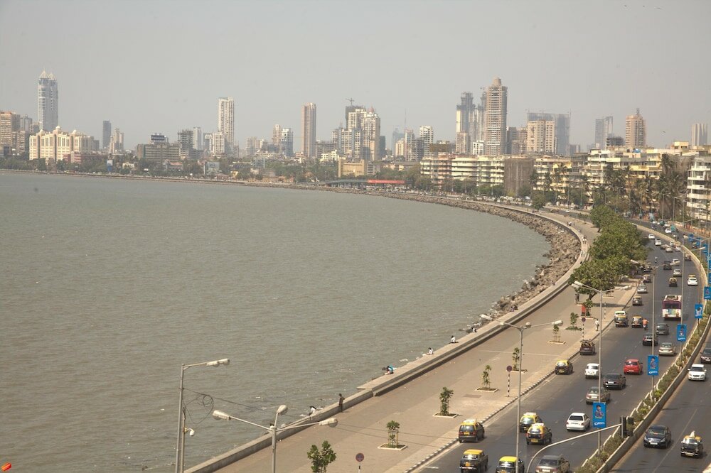 Фото Sea Green South Hotel