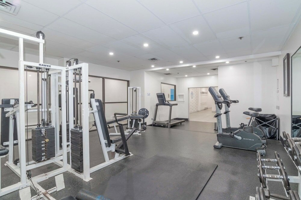 Фото Sandman Signature Vancouver Airport Hotel & Resort