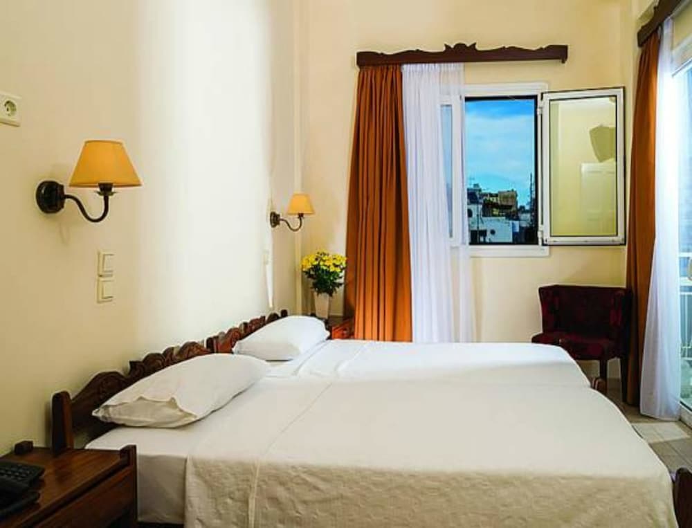 Фото Ikaros Art Hotel