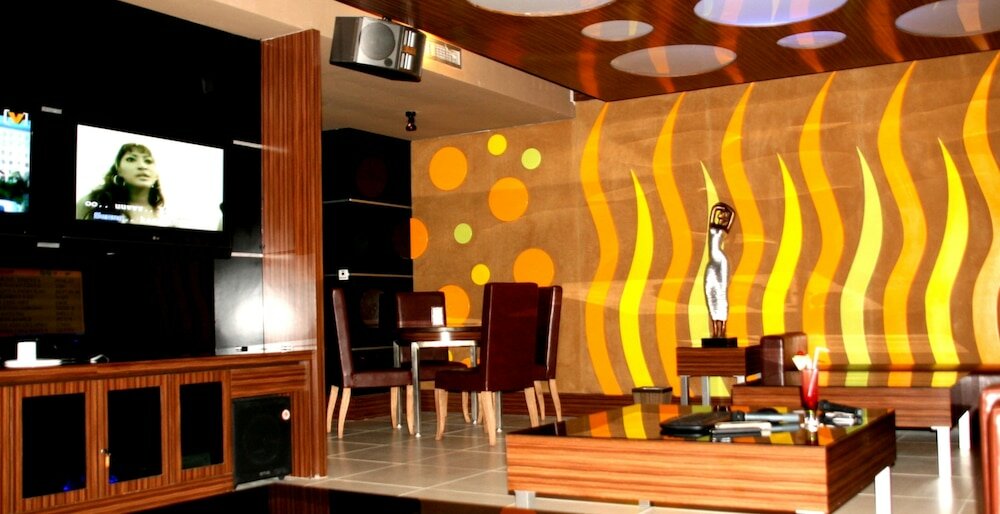 Фото Grand Pasundan Convention Hotel