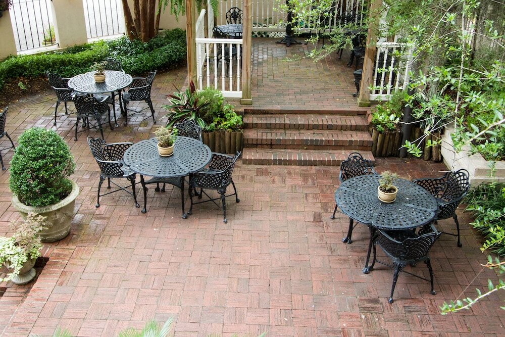 Фото The Presidents' Quarters Inn