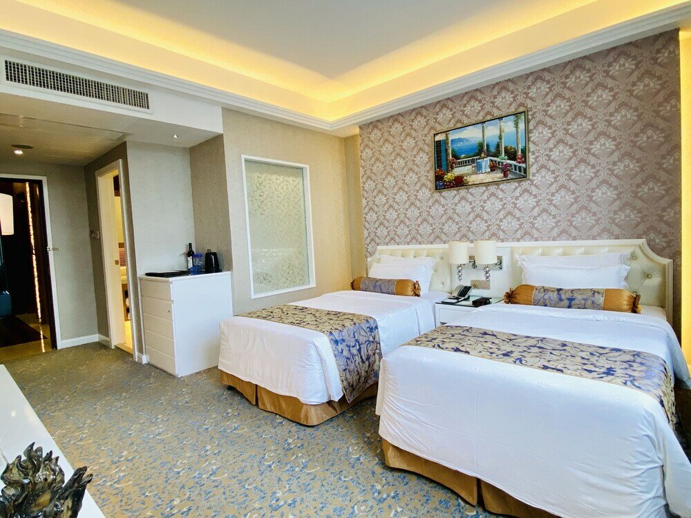 Фото Metropole Hotel