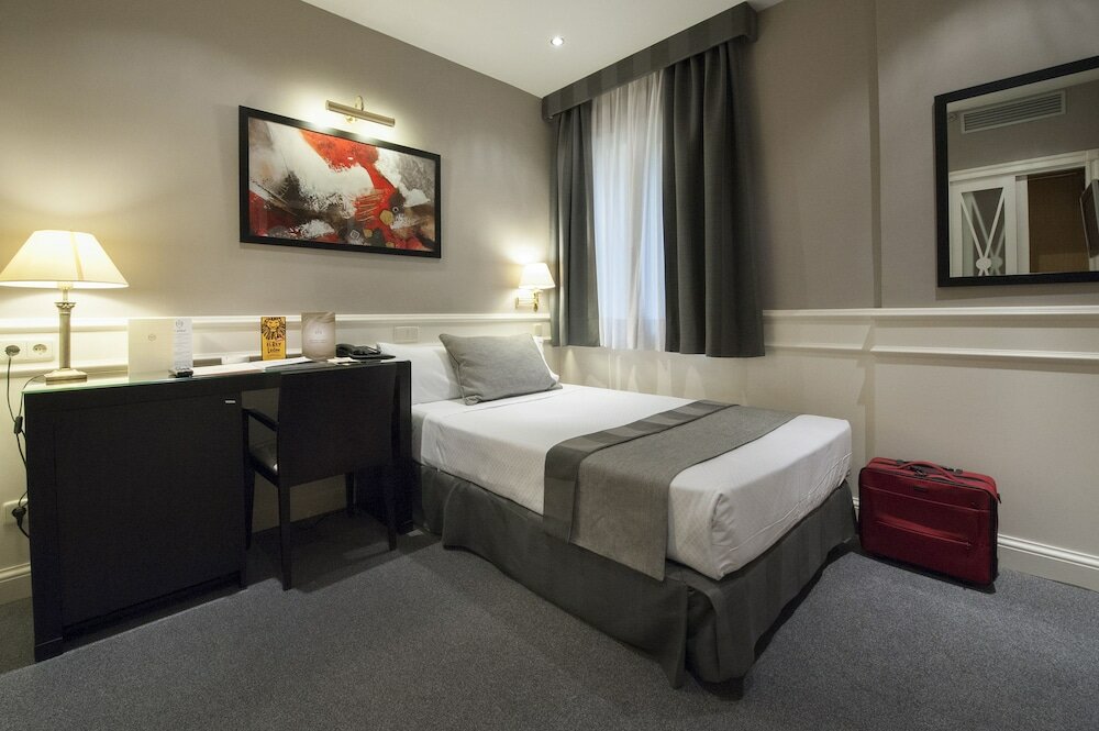 Фото Hotel Emperador