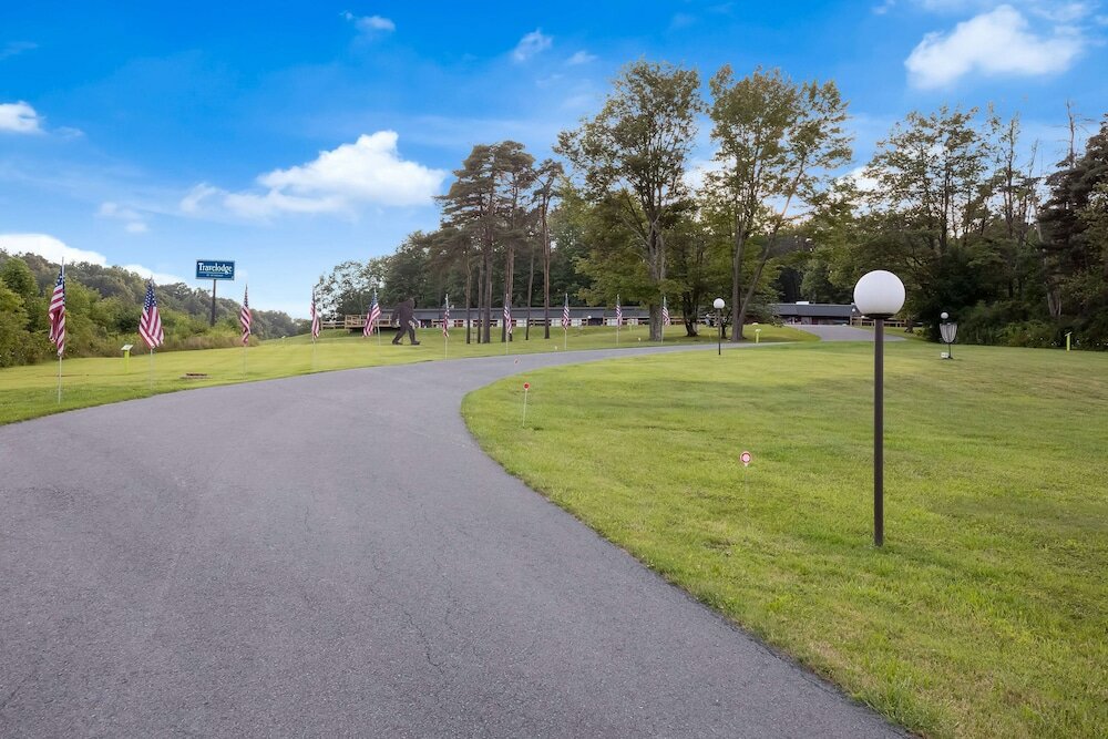 Фото Travelodge by Wyndham Emlenton