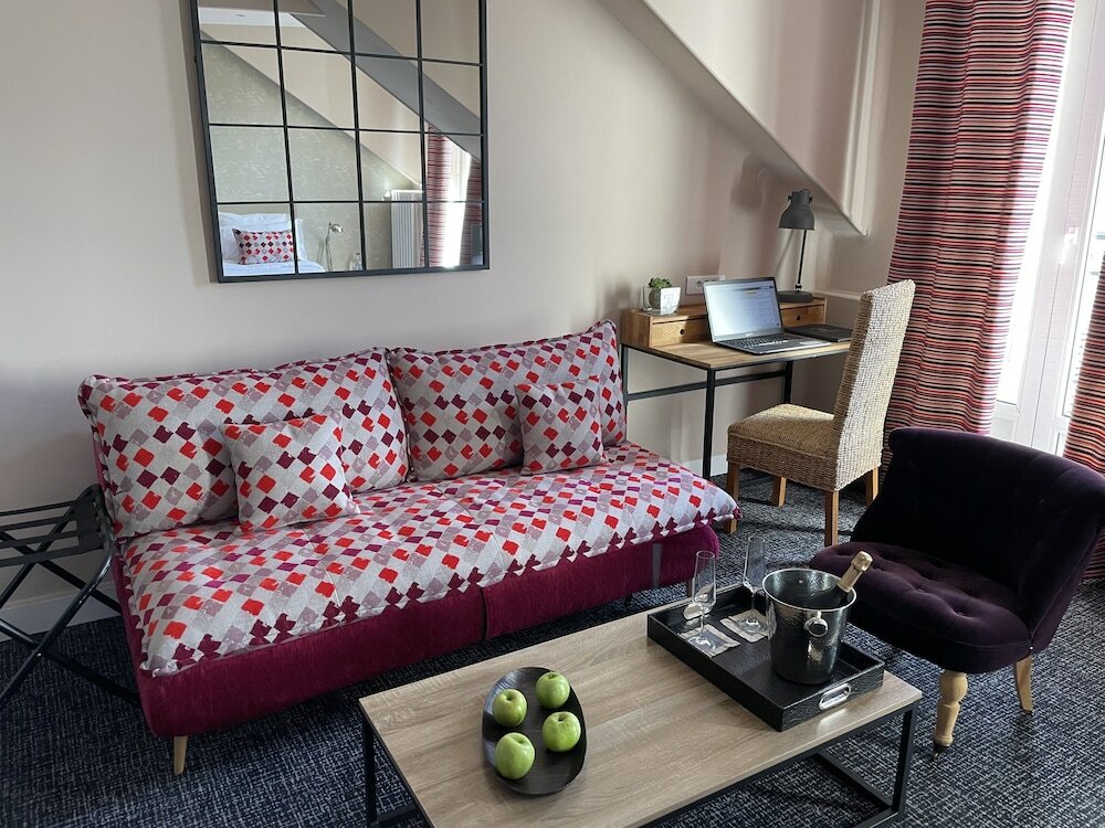 Фото Nouvel Hôtel