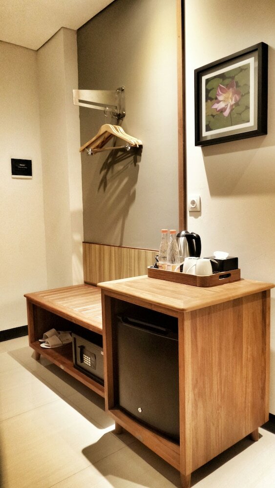 Фото Ivory Hotel Bandung