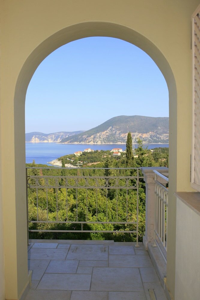 Фото Almyra Hotel