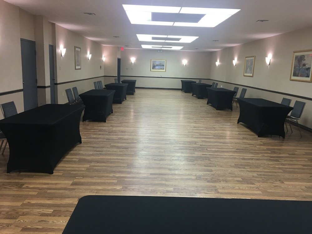 Фото Quality Inn & Suites Downtown