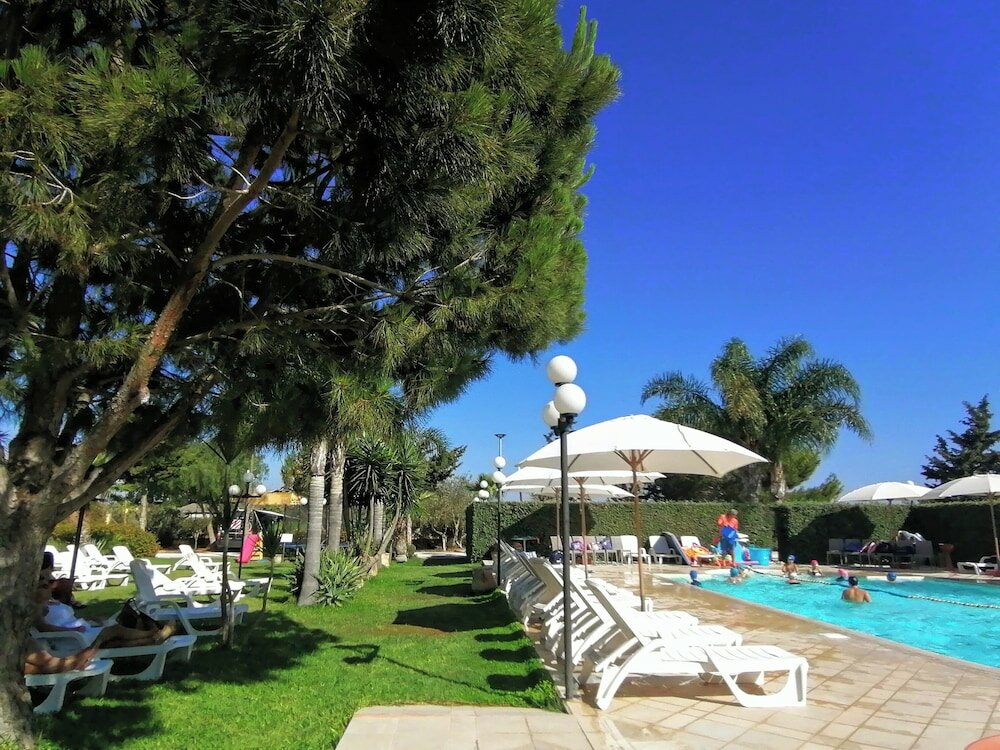 Фото Camping Lilybeo Village