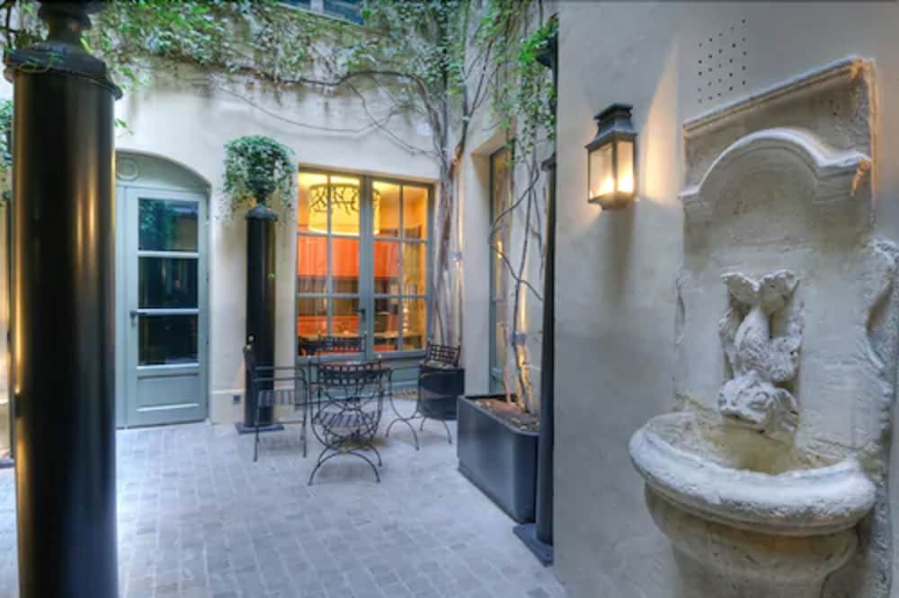 Фото Hotel Fontaines du Luxembourg