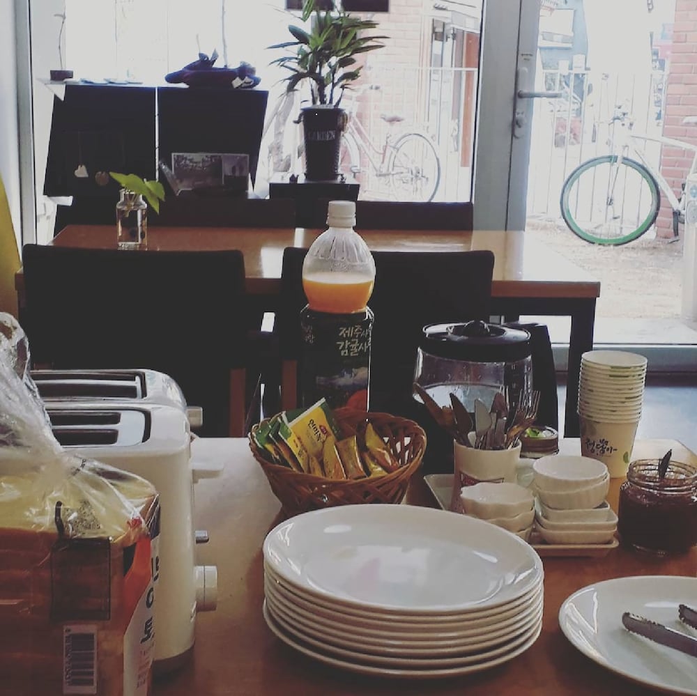 Фото Empathy Guesthouse - Hostel