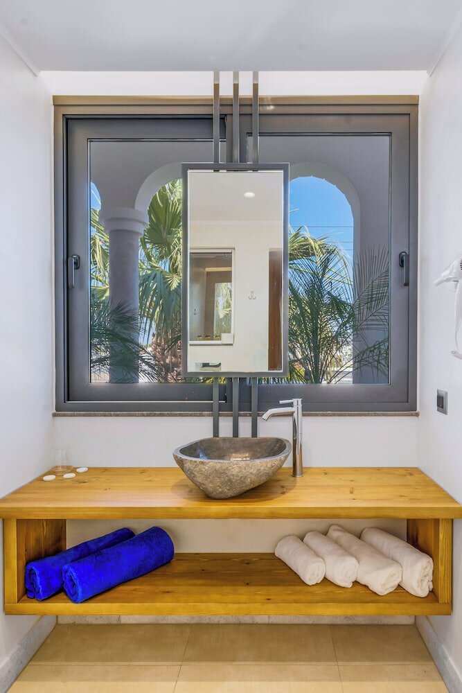 Фото Drossia Hotel