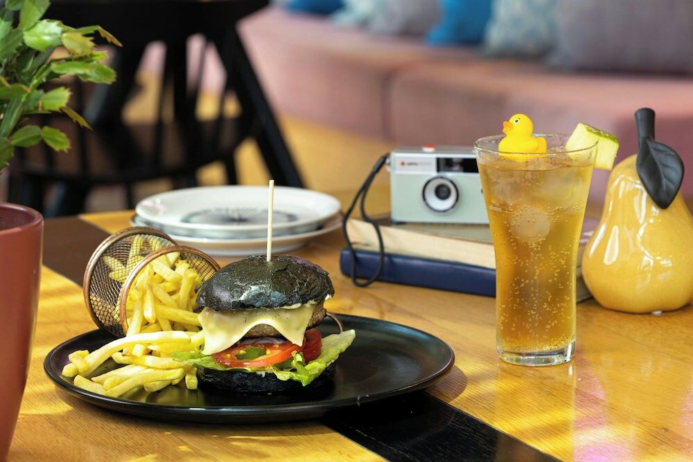 Фото Moxy Lisbon City