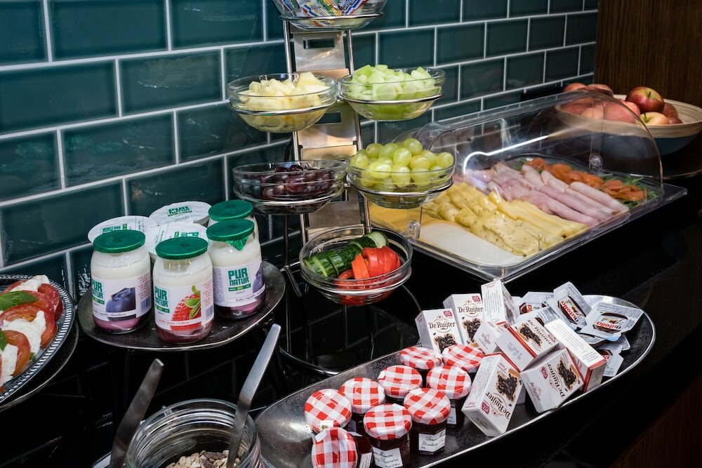 Фото The Hendrick's Hotel