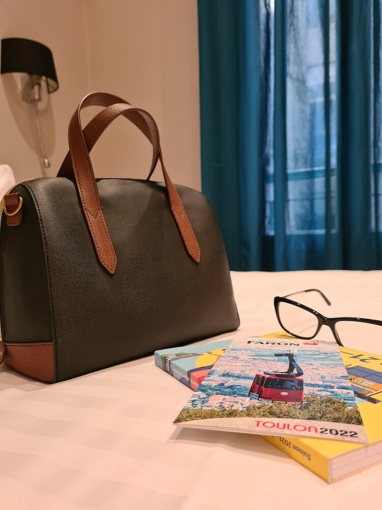 Фото Hotel  Amiraute