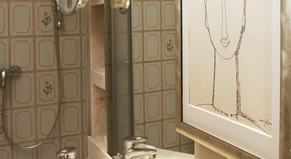 Фото Admiral Hotel