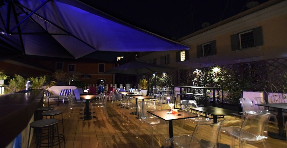 Фото MyTALE Creative Academy Hotel