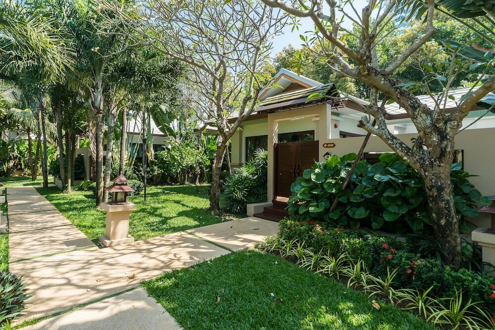 Фото Ravindra Beach Resort & SPA